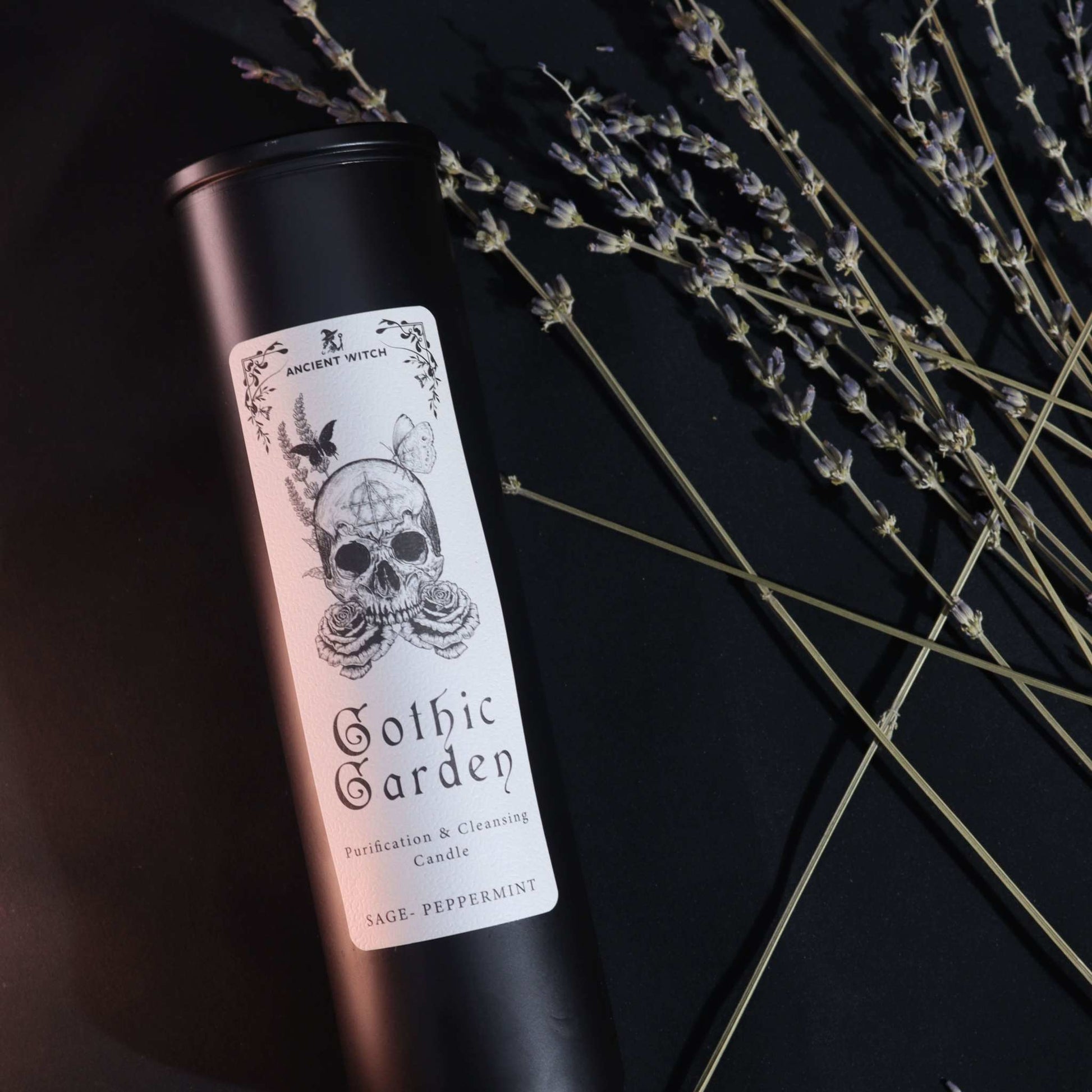 Ancient witch ritual candle - Gothic Garden with skull and roses in gift box