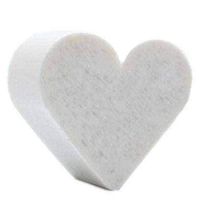 Heart shaped coconut scented guest soap, SLS and paraben free, approx 20g and 45x40mm