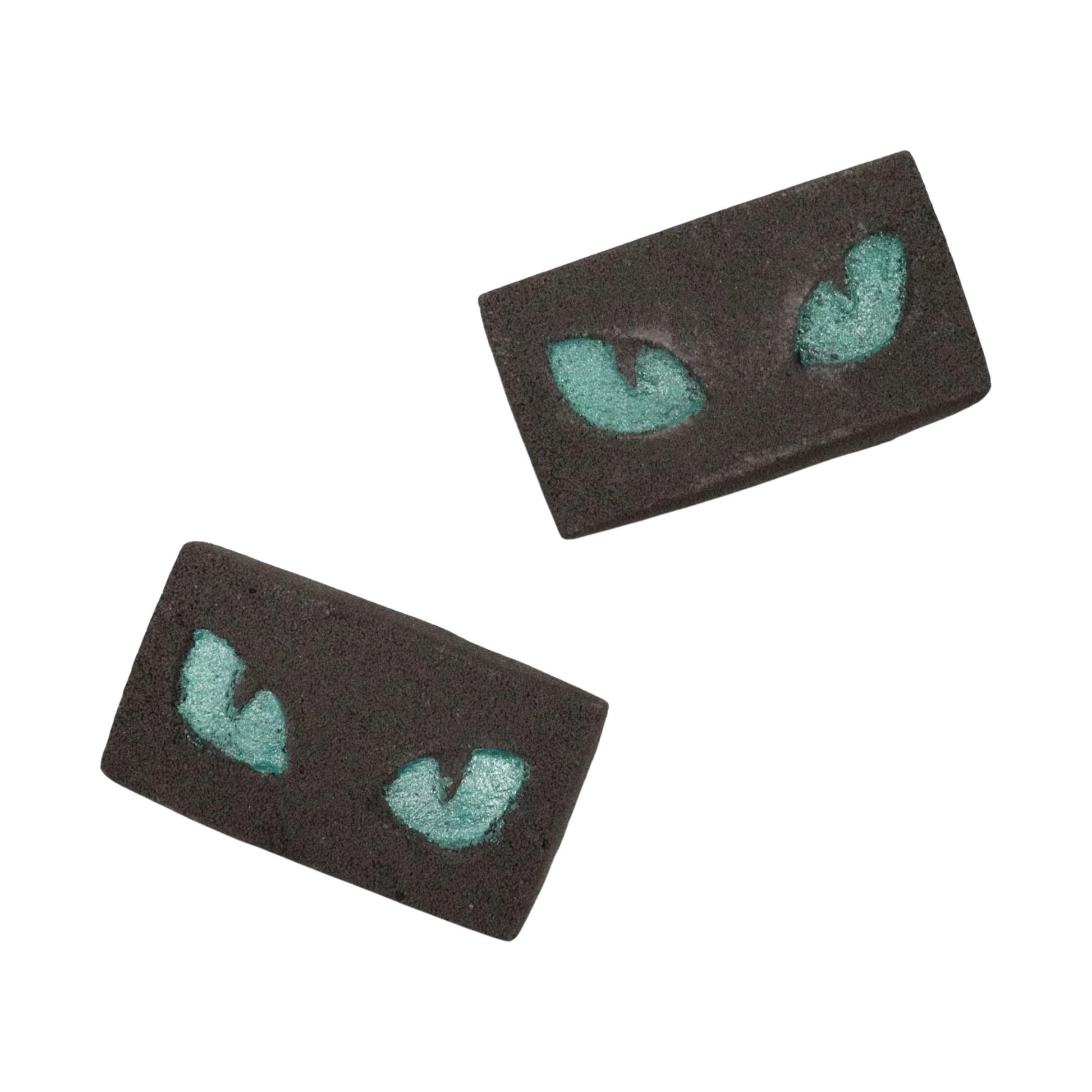 Cats Eyes Halloween Bath Bomb with glowing teal cat eyes