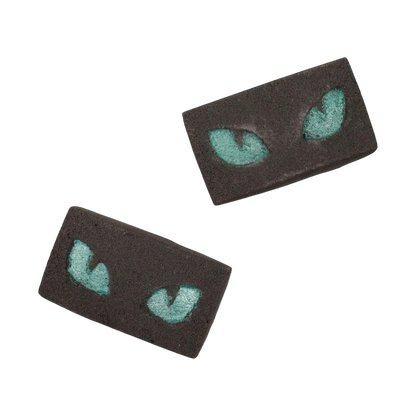 Cats Eyes Halloween Bath Bomb with glowing teal cat eyes