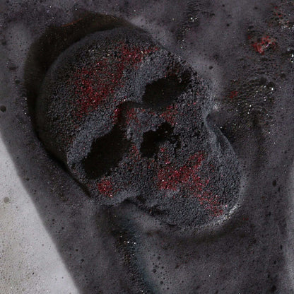 Skull Halloween bath bomb with spooky design for Halloween